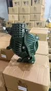 Small hand-cranked corn thresher, cast iron household manual corn husker, agricultural corn threshing processing equipment details Picture